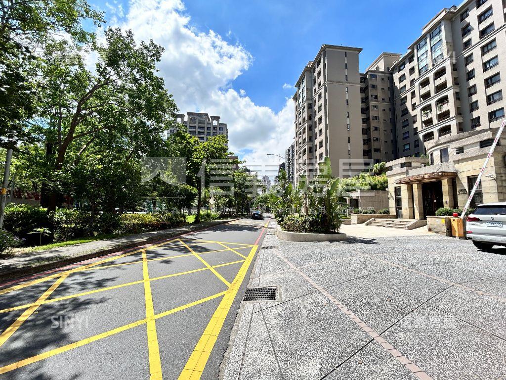 鴻觀十力｜法式鄉村視野宅房屋室內格局與周邊環境