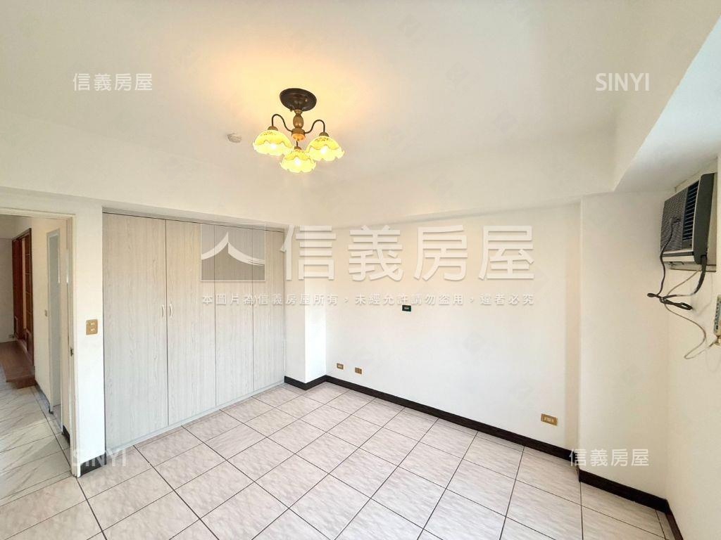 ｛小資｝電梯兩房美裝潢房屋室內格局與周邊環境