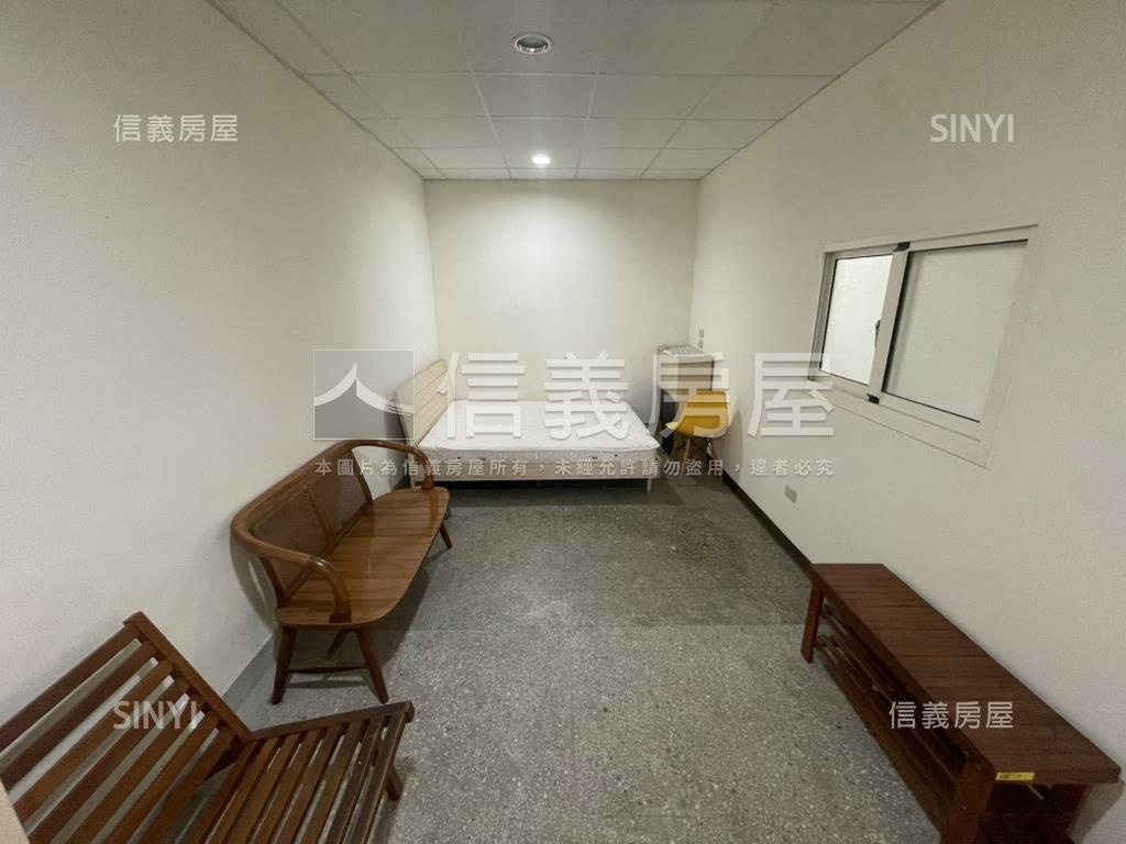 近正德高中騎樓透天房屋室內格局與周邊環境