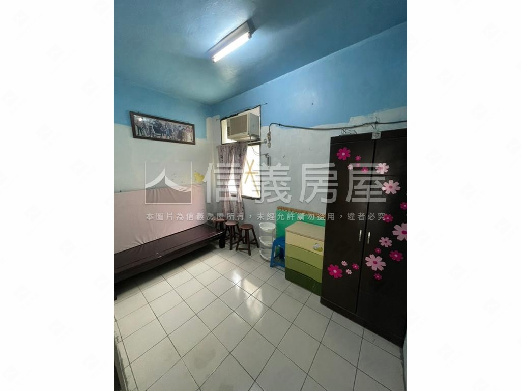 近正德高中騎樓透天房屋室內格局與周邊環境