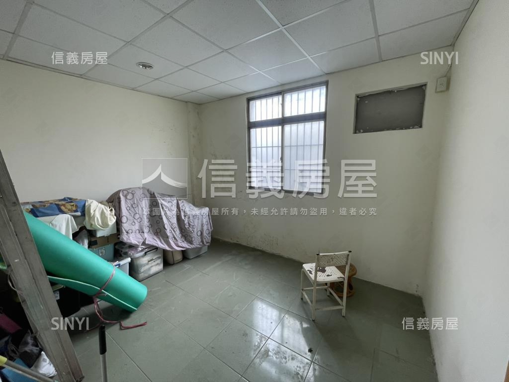 近正德高中騎樓透天房屋室內格局與周邊環境