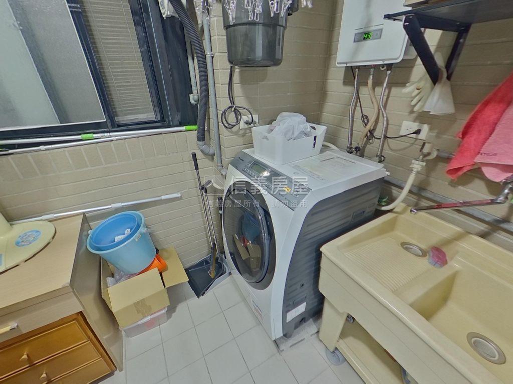 微風晶鑽面公園大車位房屋室內格局與周邊環境
