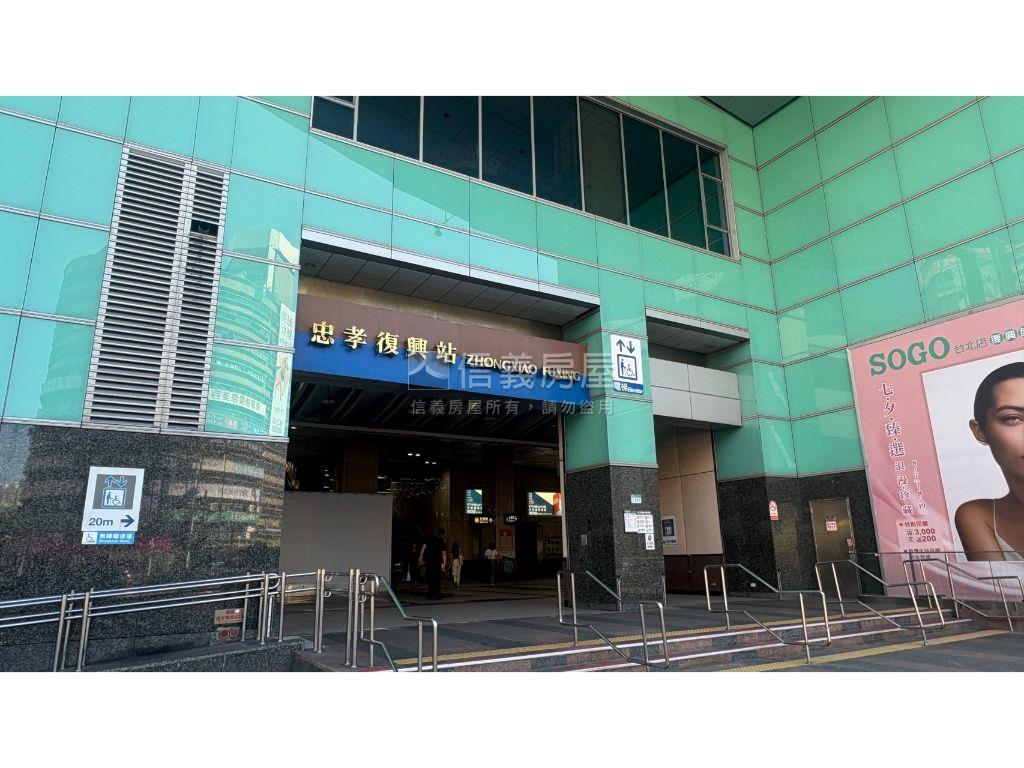 微風晶鑽面公園大車位房屋室內格局與周邊環境