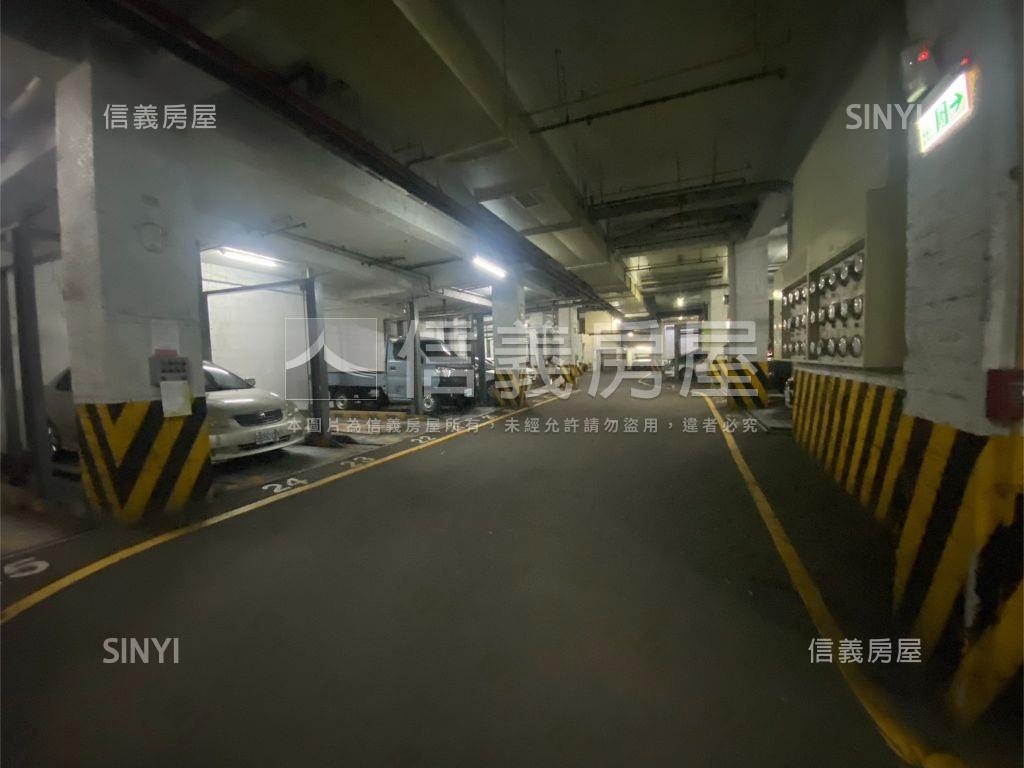 大里陽光三房車位房屋室內格局與周邊環境