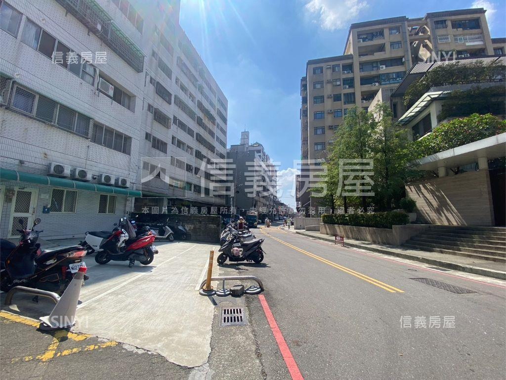 必看！中興商圈三房車位房屋室內格局與周邊環境