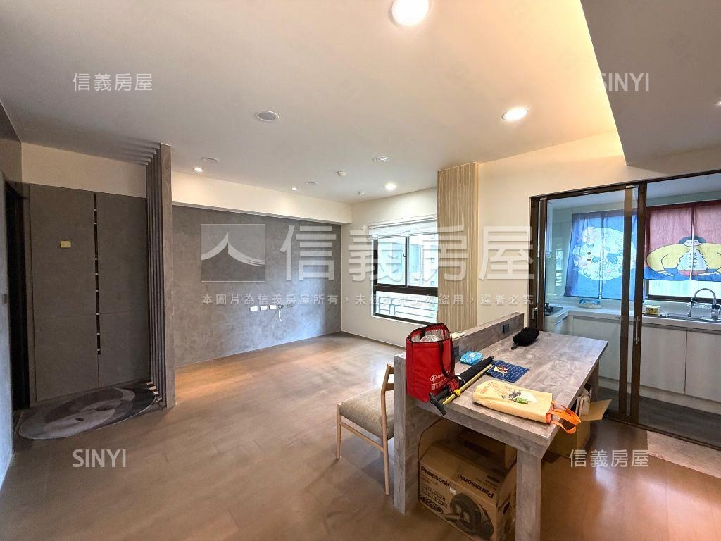 長昇里居雙車位美屋房屋室內格局與周邊環境