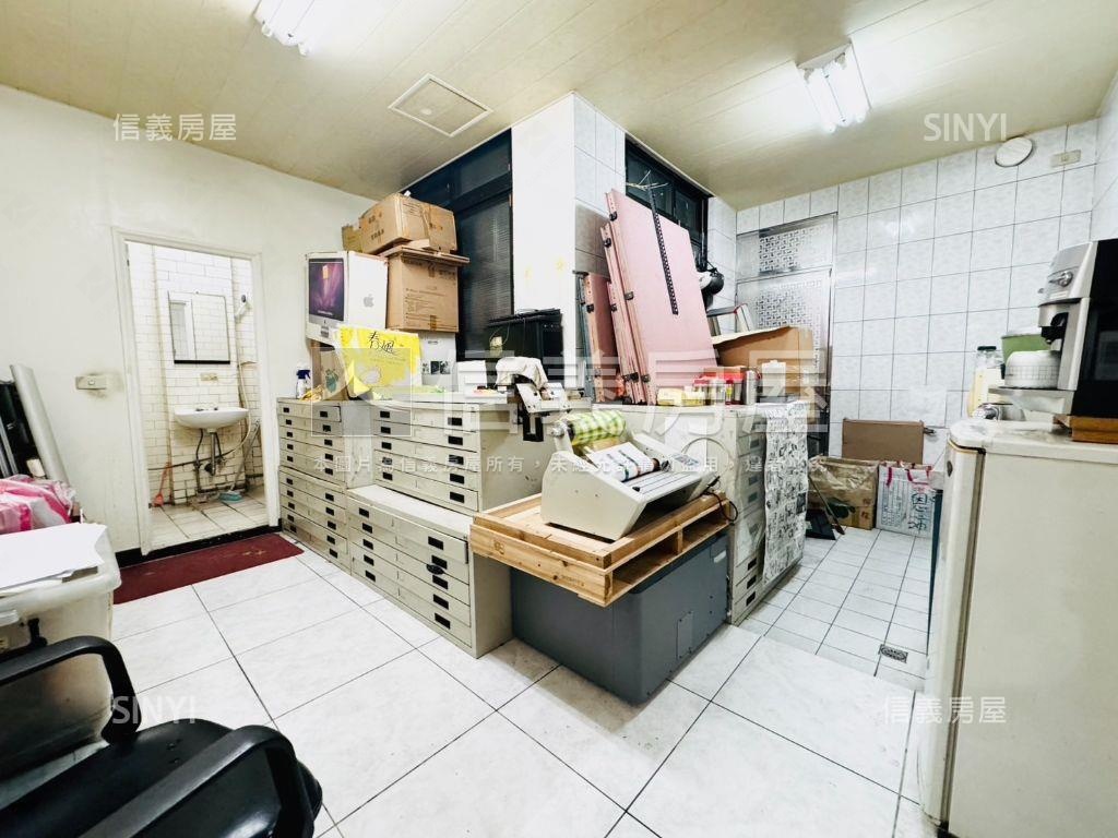 ✦六米面寬臨路金店面房屋室內格局與周邊環境