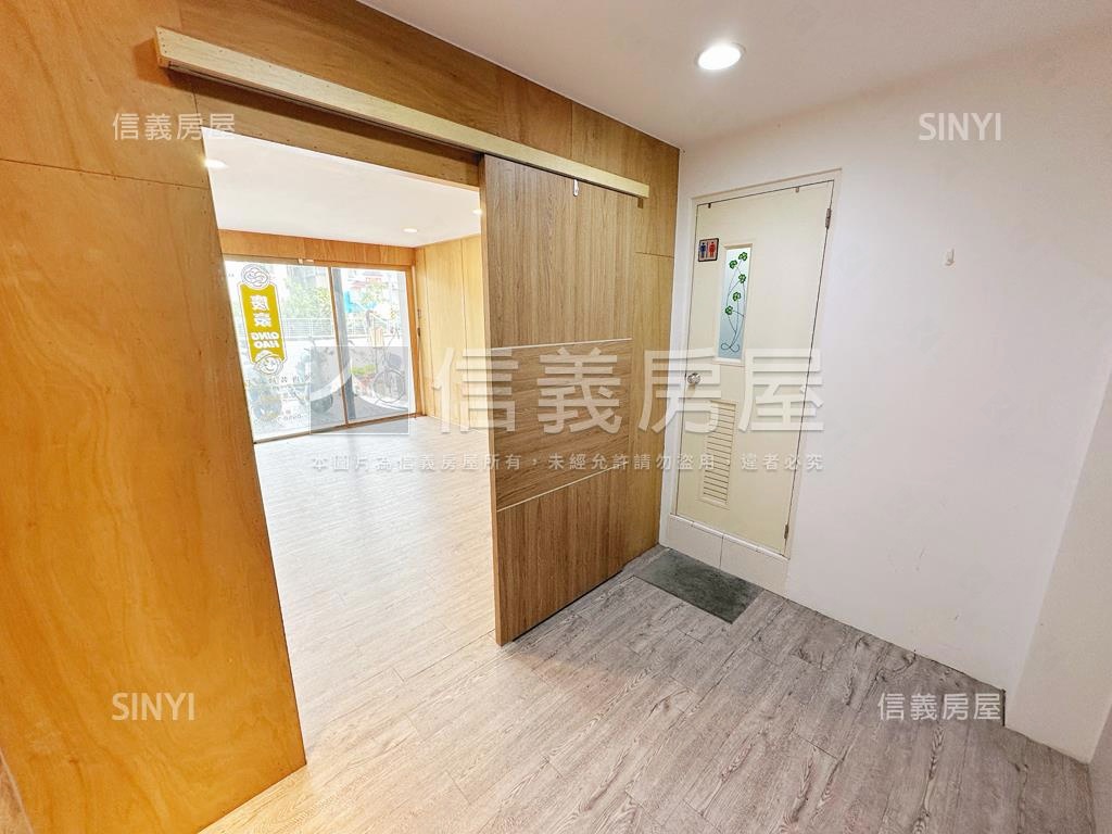 鼓山近輕軌黃金１＋２樓店房屋室內格局與周邊環境