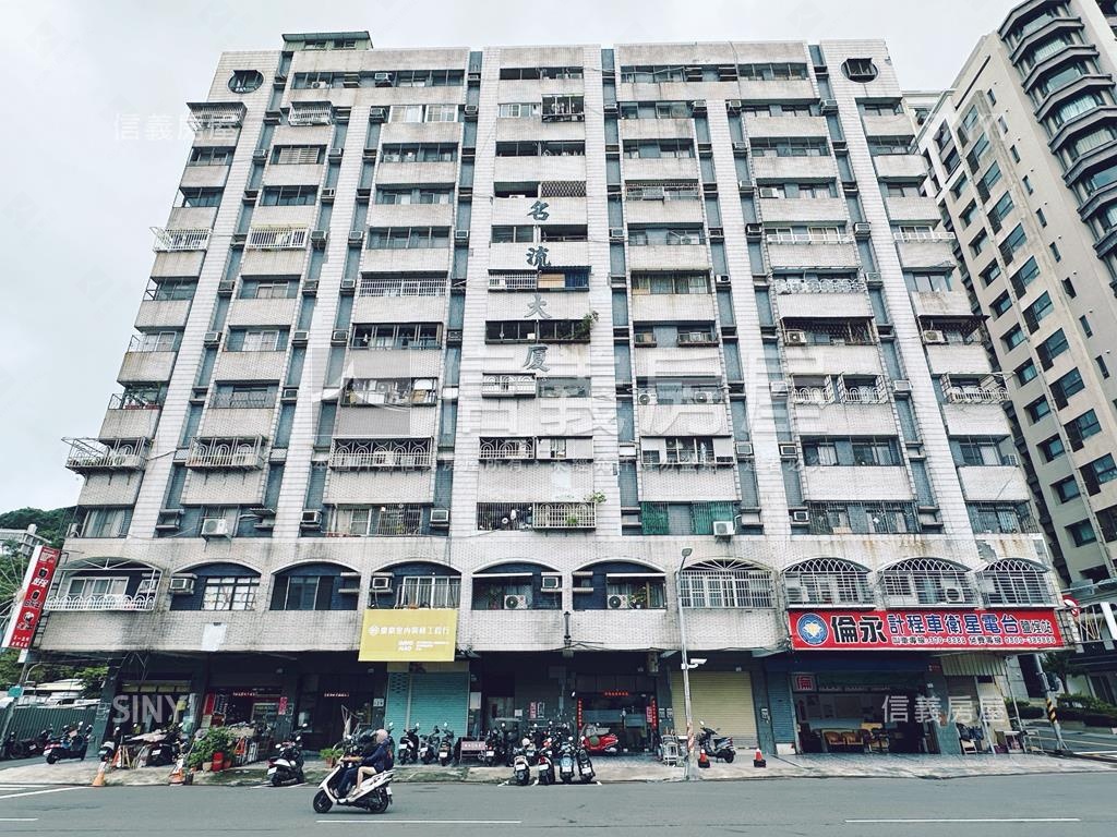 鼓山近輕軌黃金１＋２樓店房屋室內格局與周邊環境