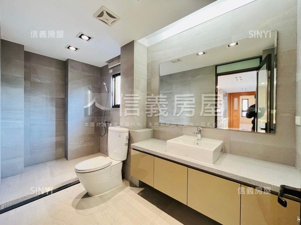 近文華高中～裝潢大別墅房屋室內格局與周邊環境
