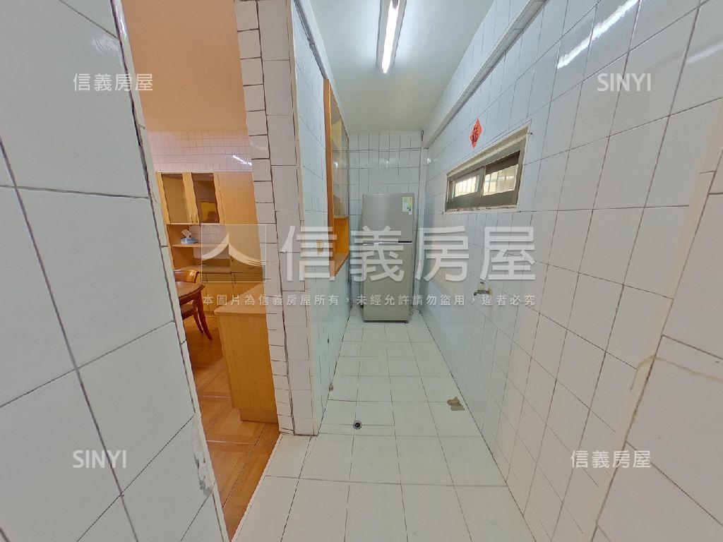 建寶庄田字孝親透天房屋室內格局與周邊環境