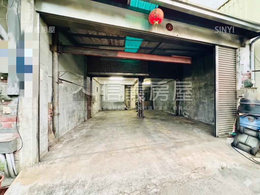 東區大面寬臨路透天房屋室內格局與周邊環境