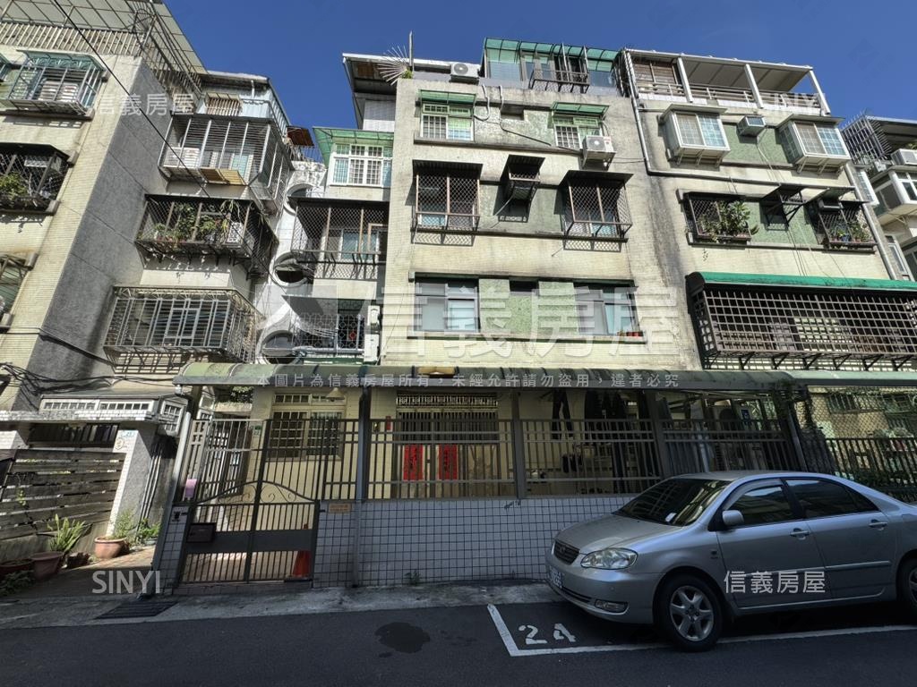 國泰一樓門前方便停車房屋室內格局與周邊環境