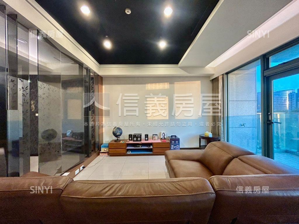 內湖五期｜正面公園綠意房屋室內格局與周邊環境