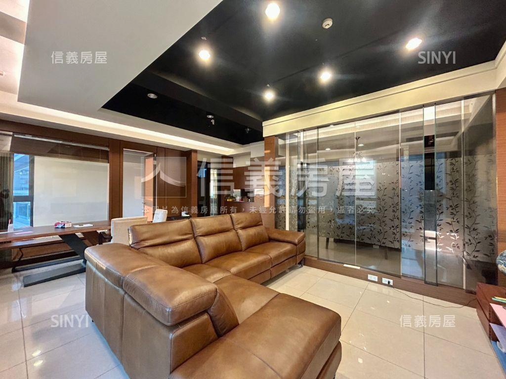 內湖五期｜正面公園綠意房屋室內格局與周邊環境