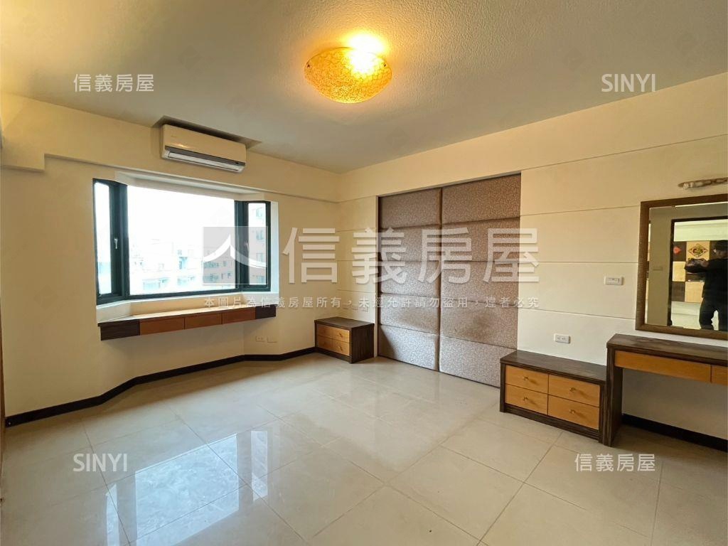 復旦高中旁景觀大四房車位房屋室內格局與周邊環境