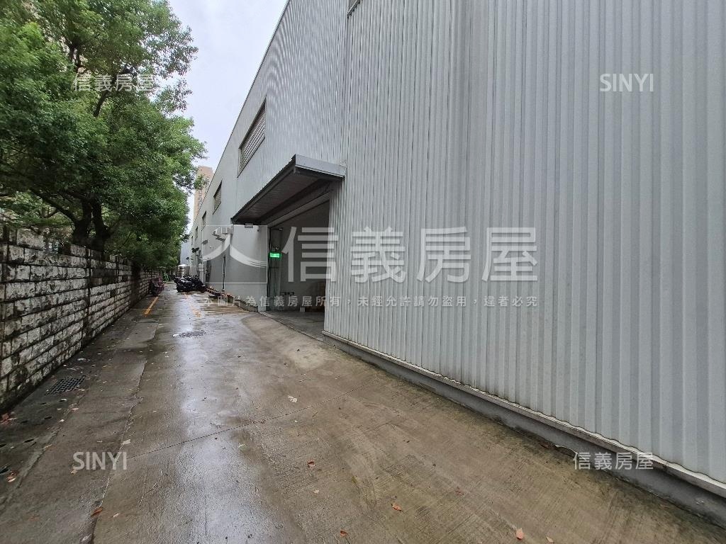 新莊全棟物流廠房房屋室內格局與周邊環境