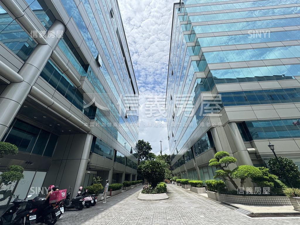 世界經貿中心邊間財源滾滾房屋室內格局與周邊環境