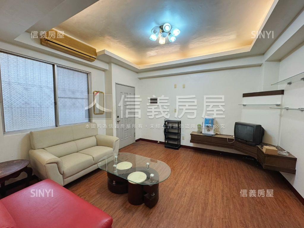東區龍鳳大樓溫馨三房房屋室內格局與周邊環境