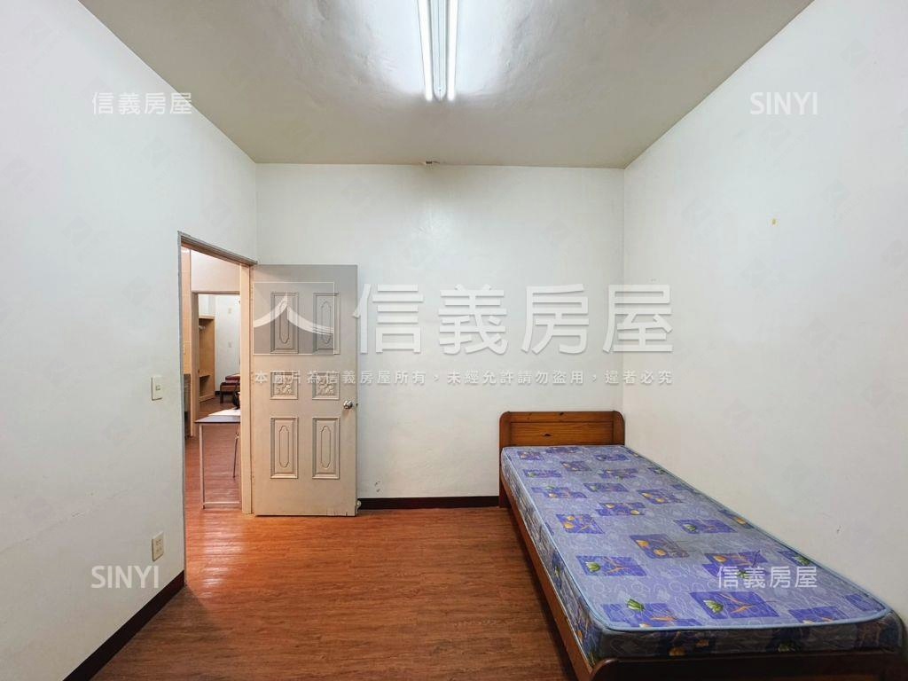 東區龍鳳大樓溫馨三房房屋室內格局與周邊環境