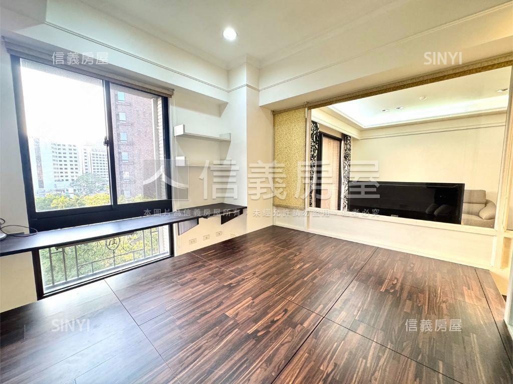 鼎真麗澤三房泳池名邸房屋室內格局與周邊環境