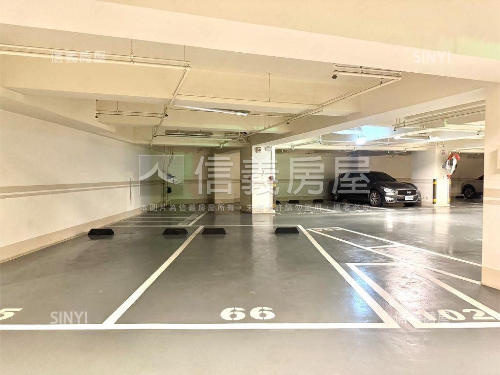 鼎真麗澤三房泳池名邸房屋室內格局與周邊環境