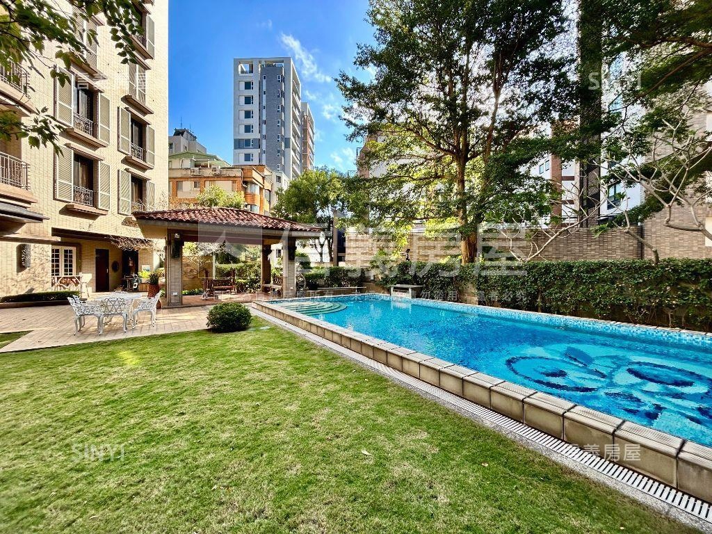 鼎真麗澤三房泳池名邸房屋室內格局與周邊環境