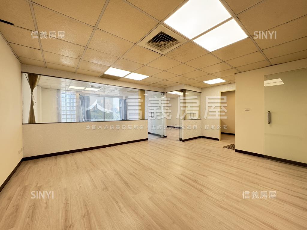 一層一戶公園首排採光商辦房屋室內格局與周邊環境