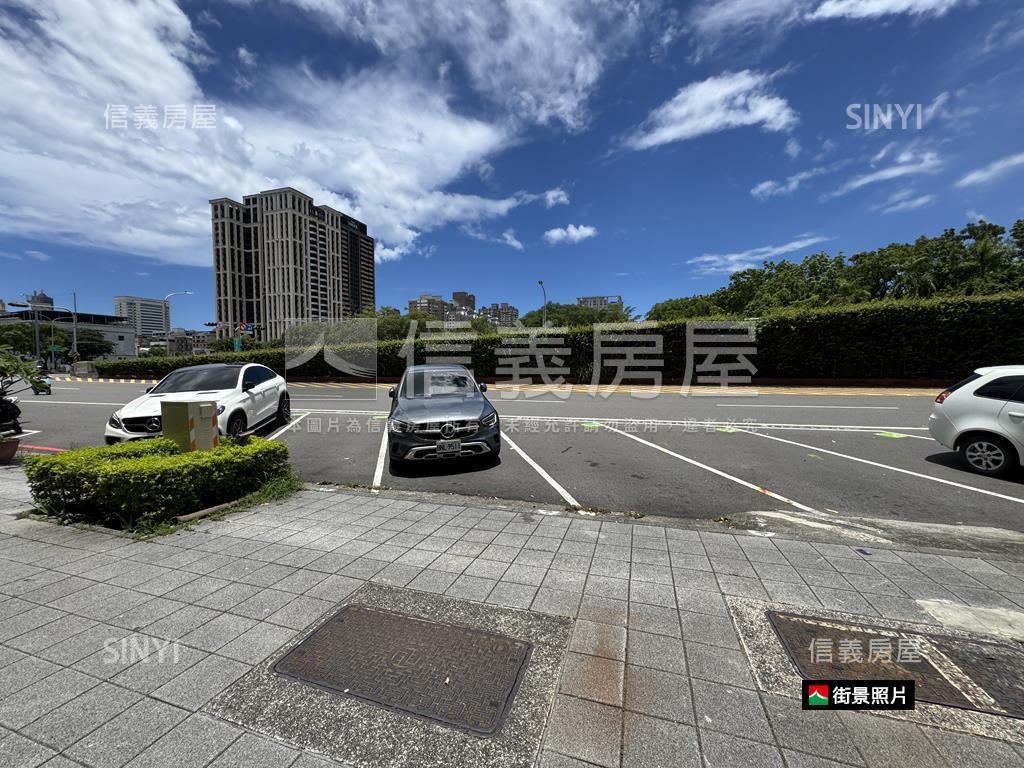 一層一戶公園首排採光商辦房屋室內格局與周邊環境