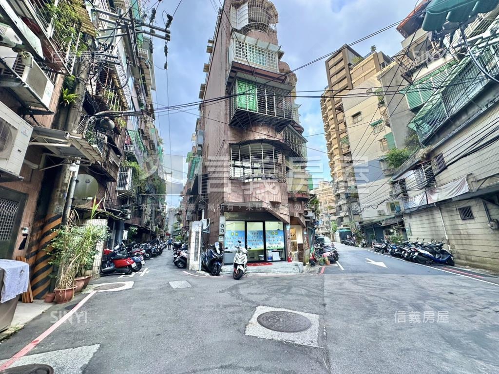 近南勢角稀有三樓美屋房屋室內格局與周邊環境
