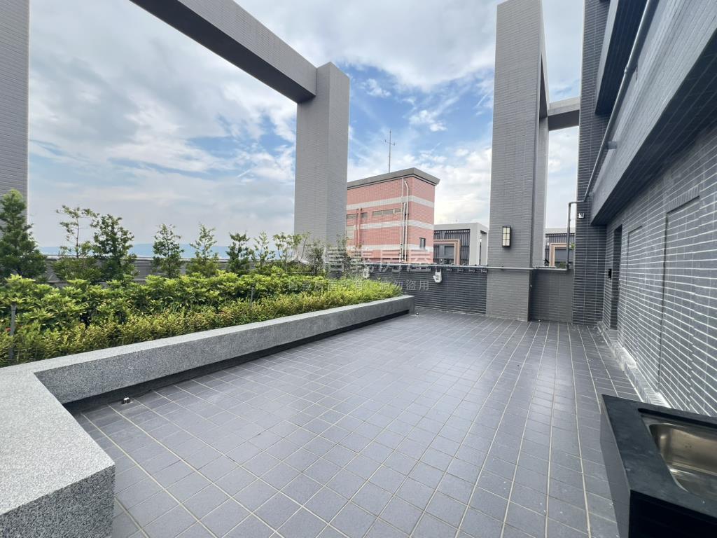 昌祐●兩房兩衛＋平車房屋室內格局與周邊環境