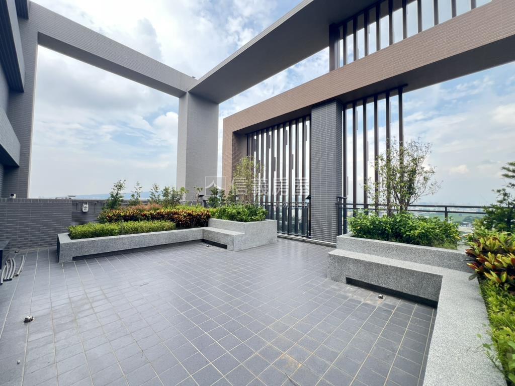 昌祐●兩房兩衛＋平車房屋室內格局與周邊環境