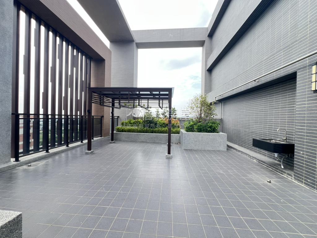 昌祐●兩房兩衛＋平車房屋室內格局與周邊環境