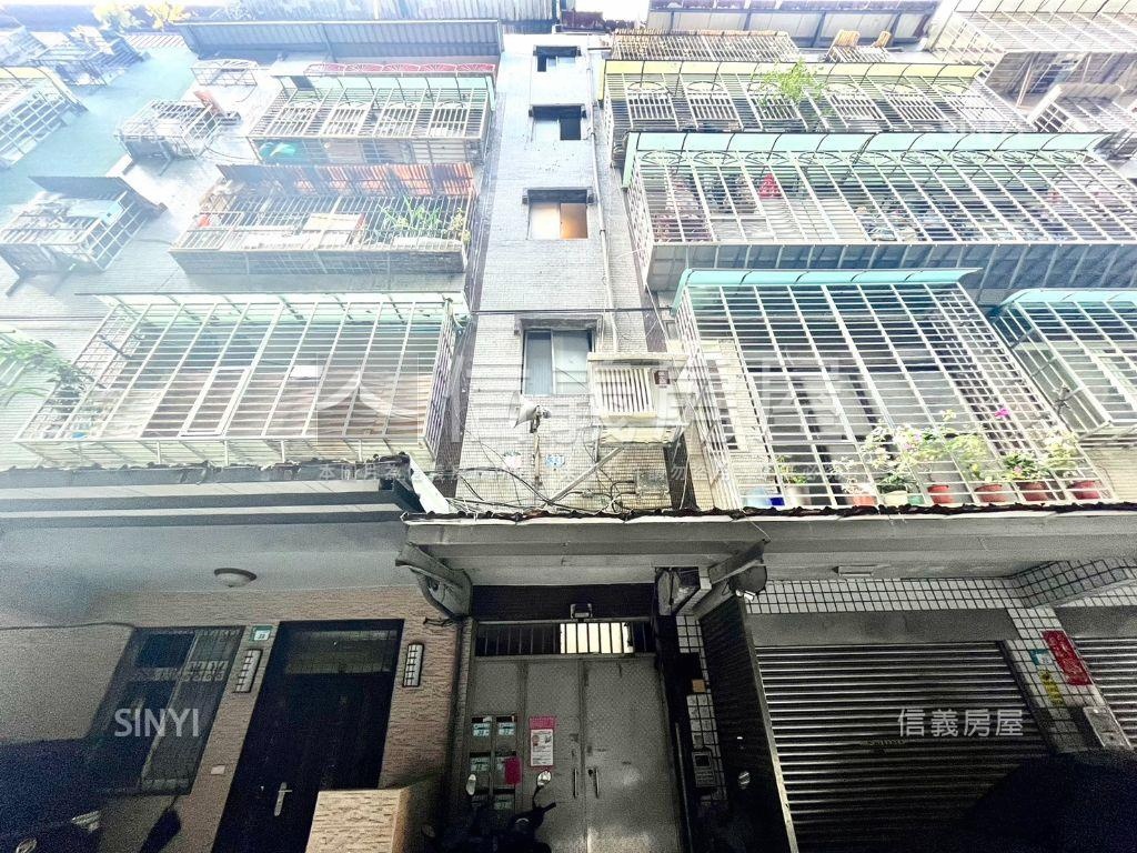 捷運方正３樓採光三房房屋室內格局與周邊環境