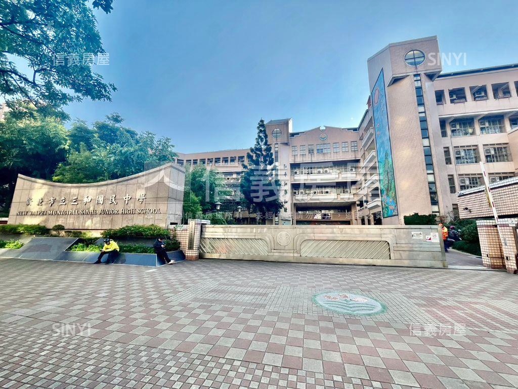 捷運方正３樓採光三房房屋室內格局與周邊環境