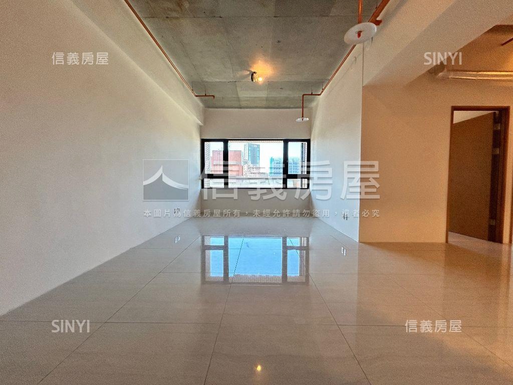 忠泰本質３房車位房屋室內格局與周邊環境
