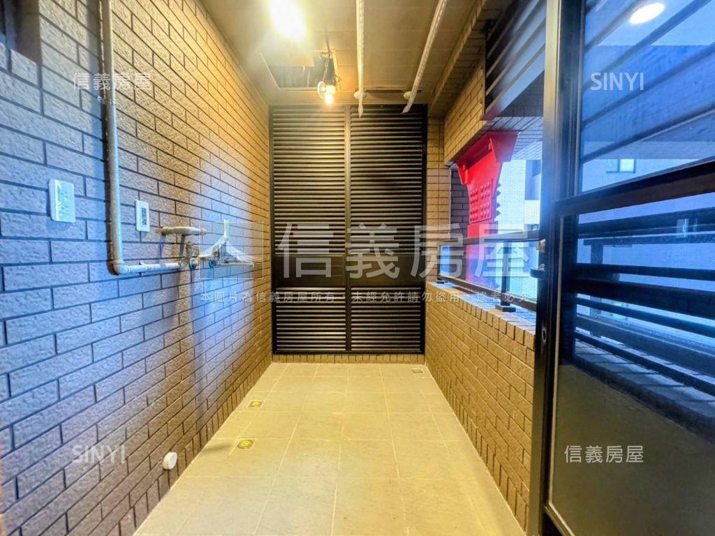 忠泰本質３房車位房屋室內格局與周邊環境