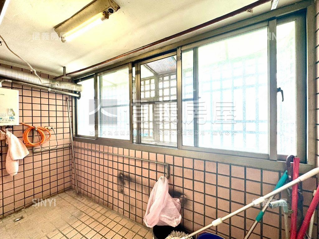 近南門路商圈大３房房屋室內格局與周邊環境