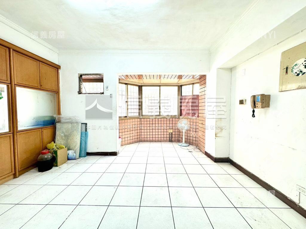 近南門路商圈大３房房屋室內格局與周邊環境