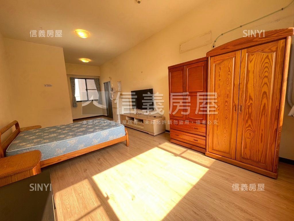 惠文學區潘朵拉採光大套房房屋室內格局與周邊環境