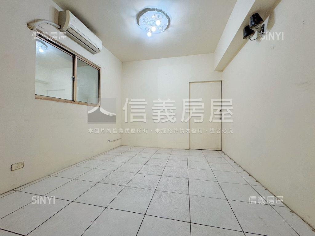 光復路旁。培英學區優住店房屋室內格局與周邊環境