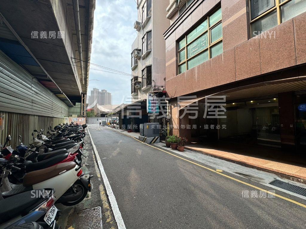 光復路旁。培英學區優住店房屋室內格局與周邊環境
