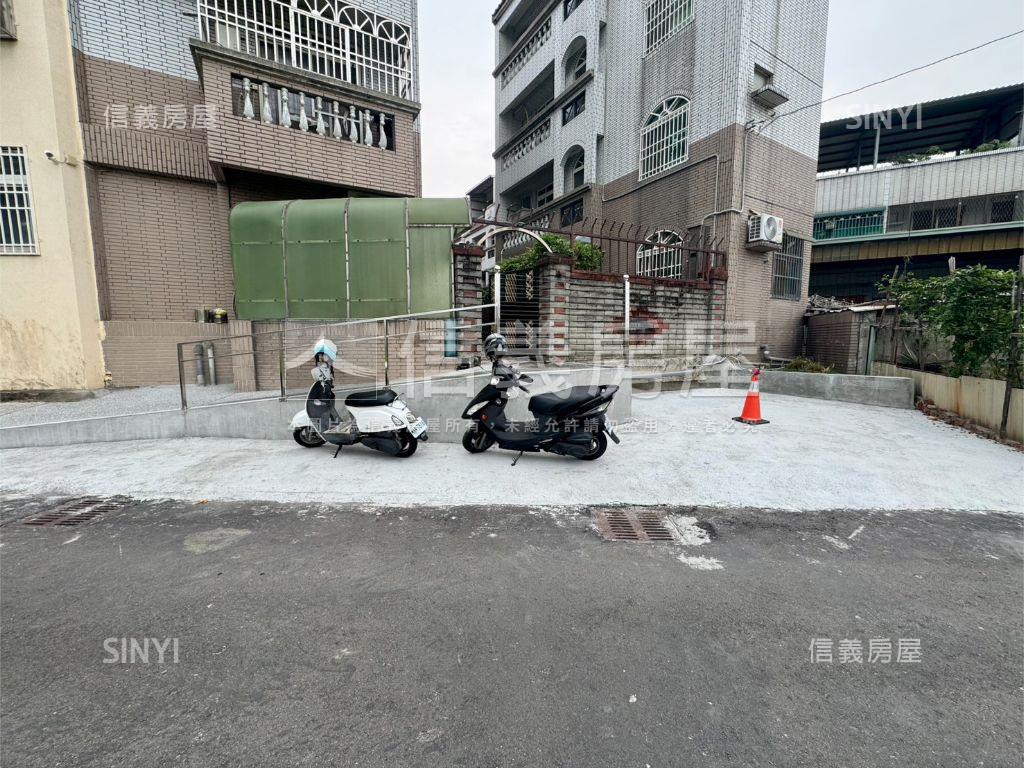 專任大面寬邊間美別墅房屋室內格局與周邊環境