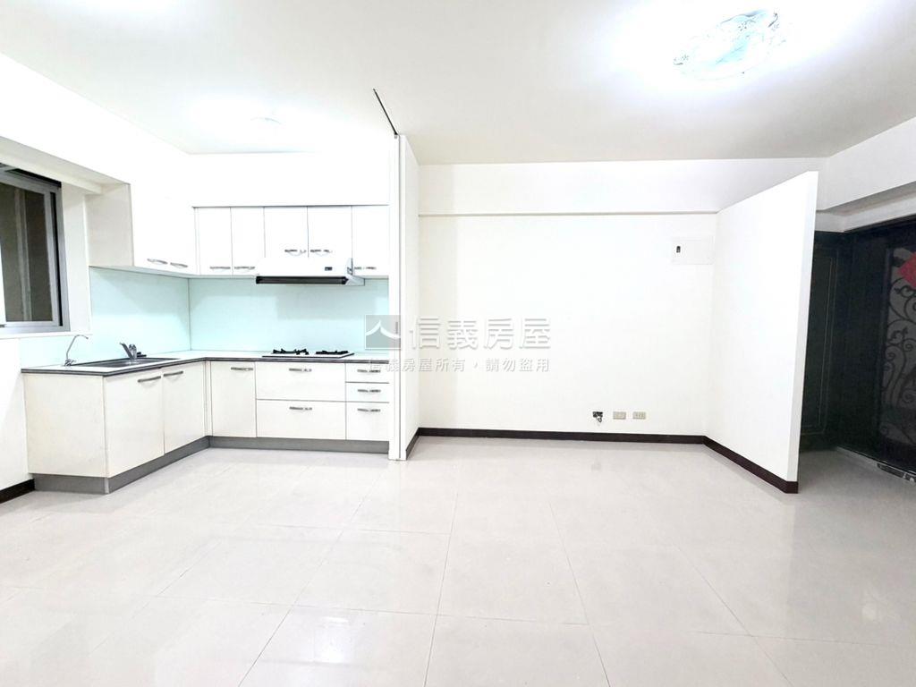 中山區農安街兩房兩衛房屋室內格局與周邊環境