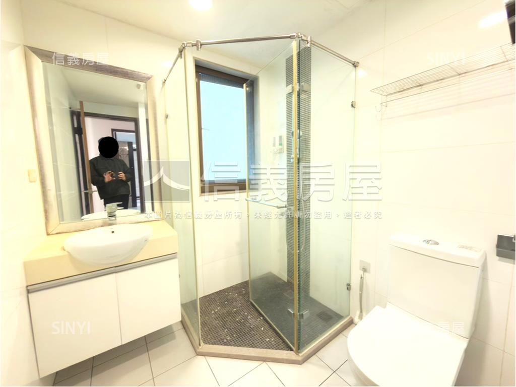 大觀花園景觀四房雙車位房屋室內格局與周邊環境