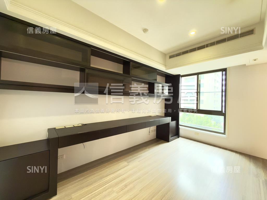 大觀花園景觀四房雙車位房屋室內格局與周邊環境