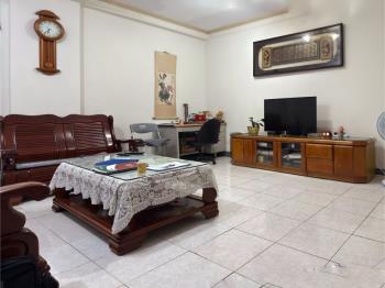 稀有挑高一樓˙停車方便