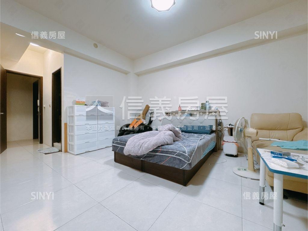 佑崧千匯臨路美墅房屋室內格局與周邊環境