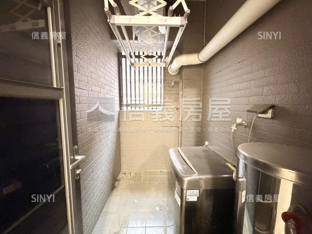 圓禾向青採光兩房平移車位房屋室內格局與周邊環境