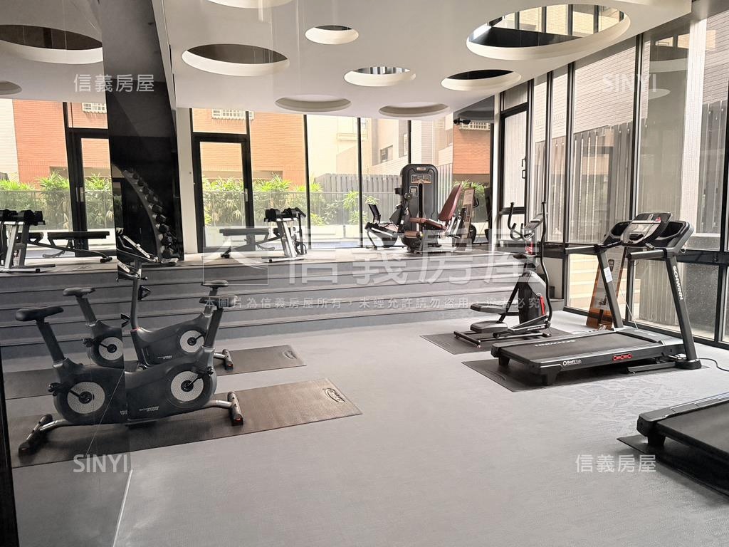 圓禾向青採光兩房平移車位房屋室內格局與周邊環境